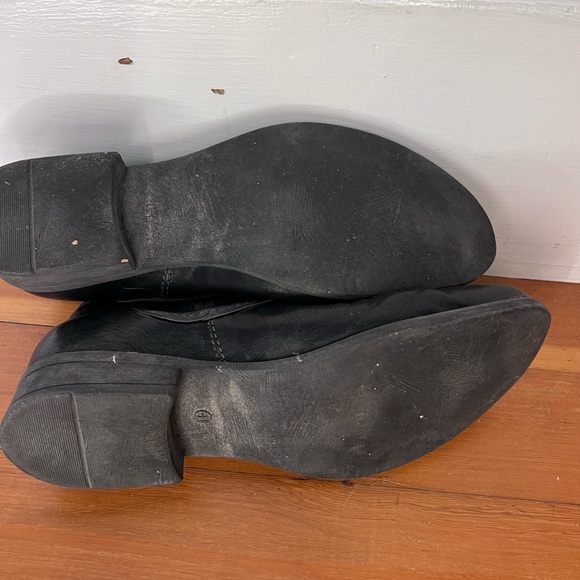 Miz Mooz black ankle bootie - Picture 2 of 3